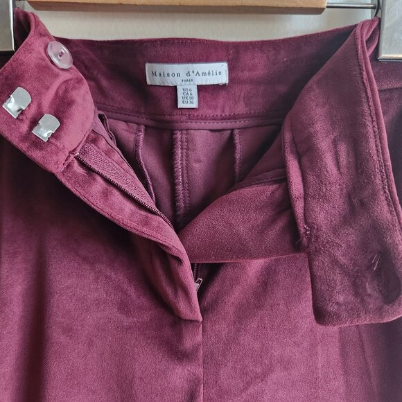 EUC Anthropologie Maison d’Amélie Burgundy Velvet Flared Pants - Sz 6 RUN LARGE - Picture 7 of 14